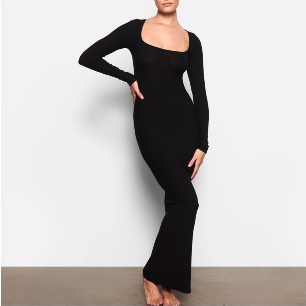 SKIMS BLACK LONG SLEEVE LONG SLIP DRESS